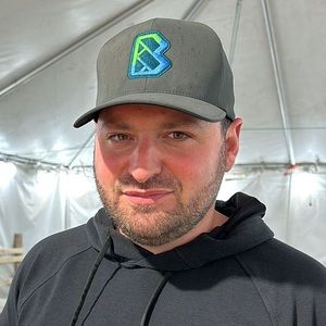 Meet your Posher, Jay